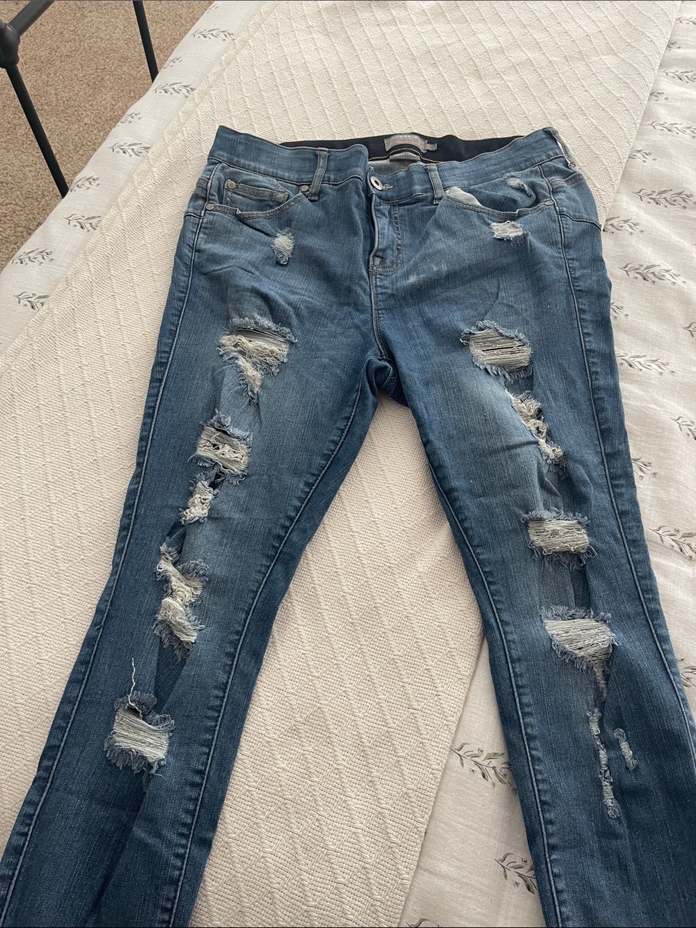 torrid Bombshell Skinny Jeans in denim blue